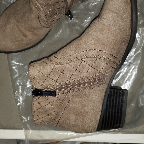 Unisa booties - Picture 9 of 9